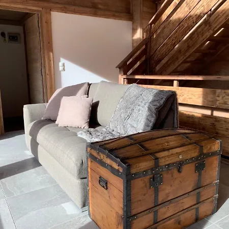 Vaujanylocations - Opaline Chalet *
